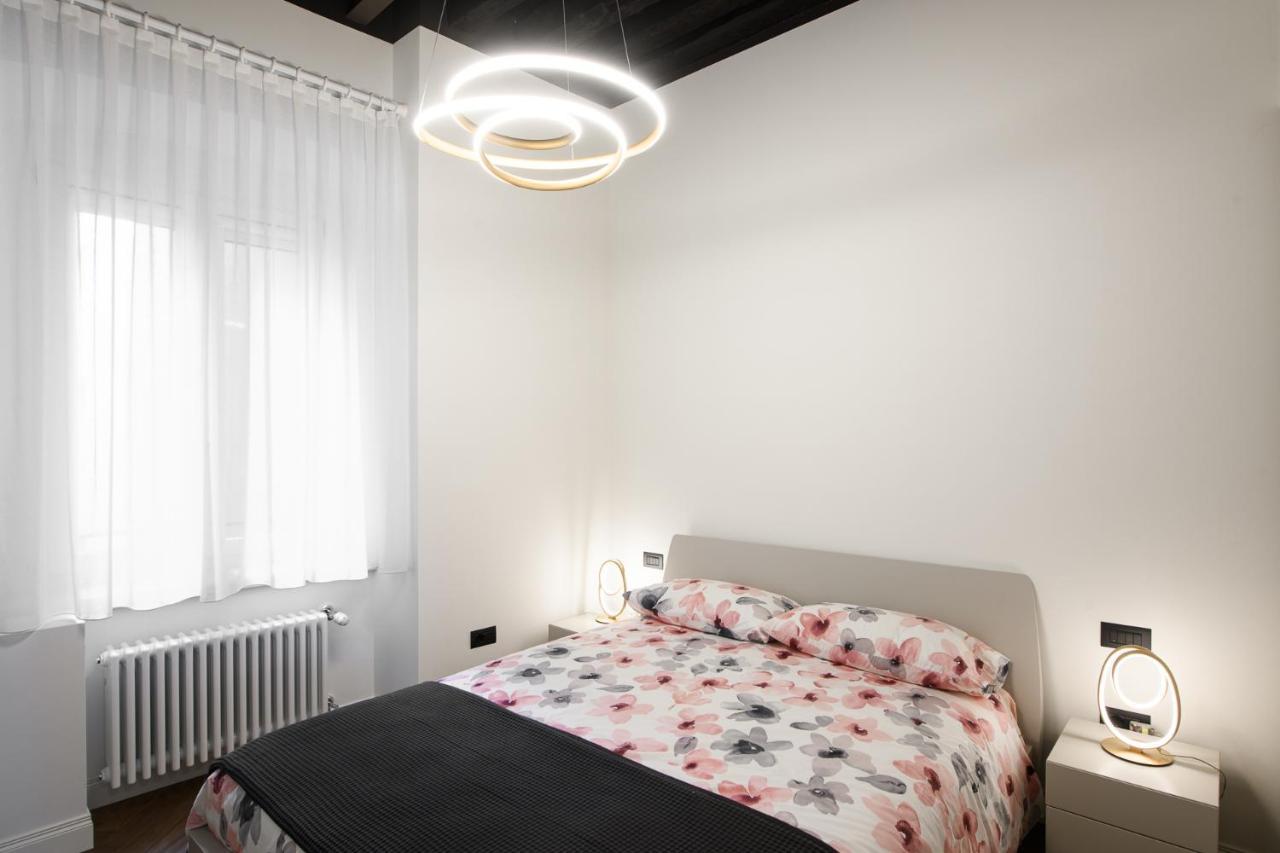 Triestinn - Suite Borsa Exterior foto